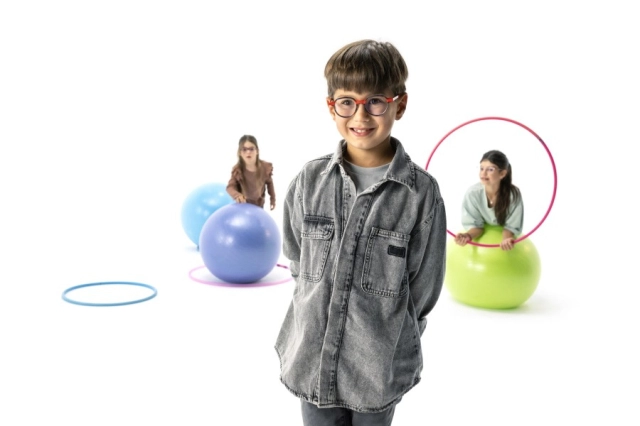 Aktuality - Brýlové čočky pro děti úspěšně potlačují nárůst krátkozrakosti.